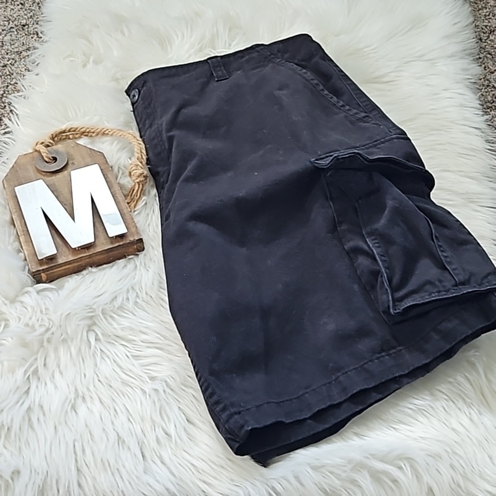 Faded Glory Black Cargo Shorts with 11" inseam